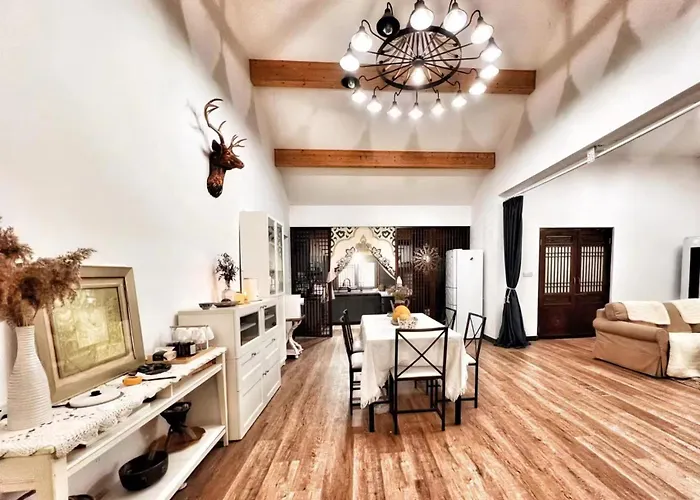 Shanghai Riverview Vacation Villa