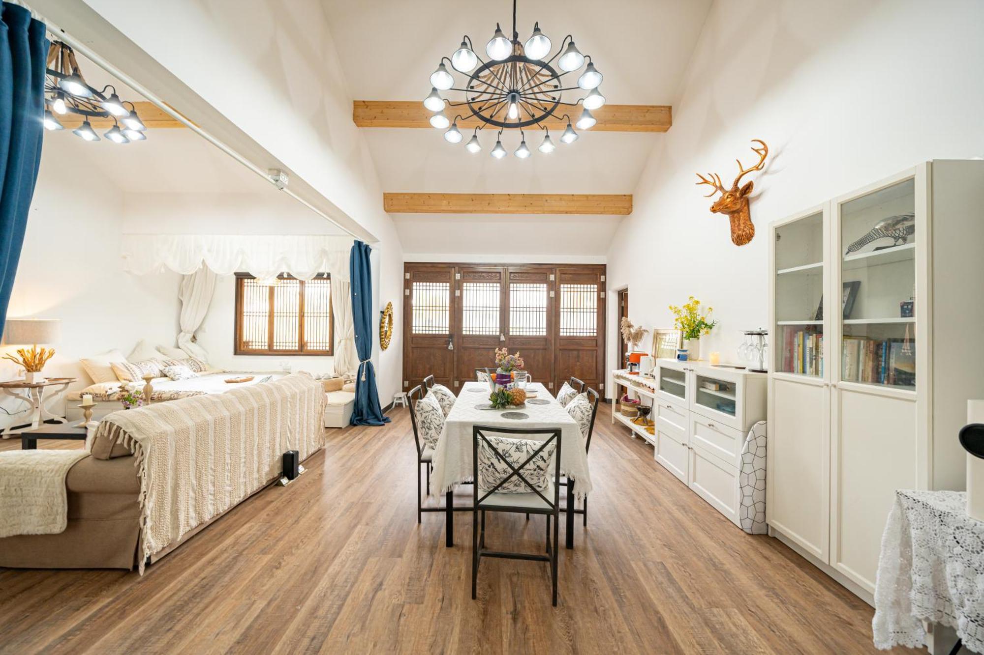 Riverview Vacation Villa *