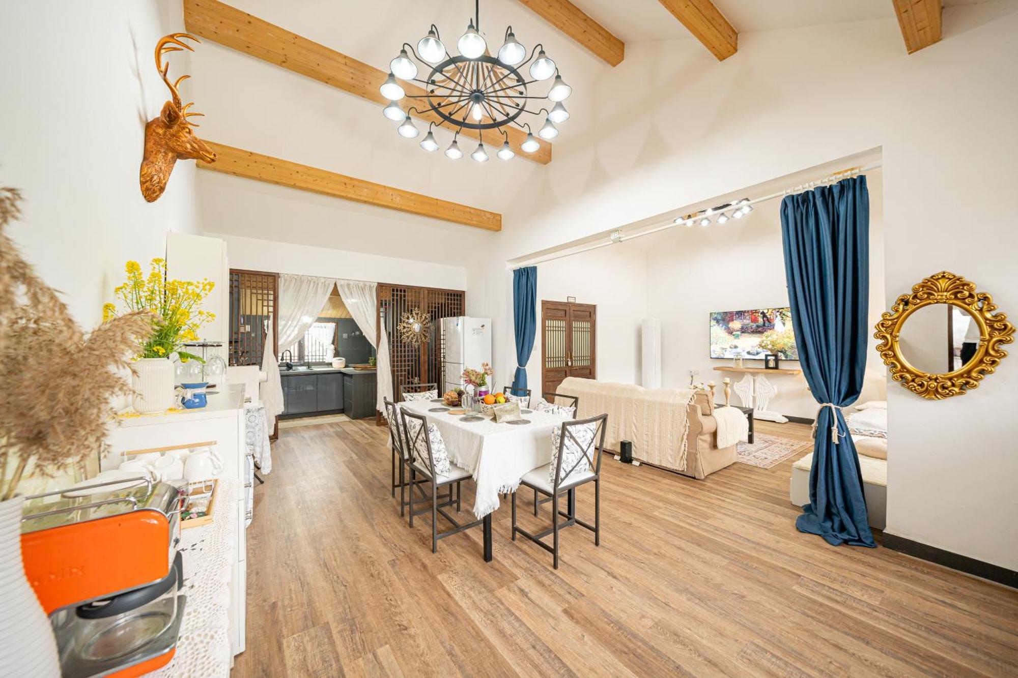 Riverview Vacation Villa *